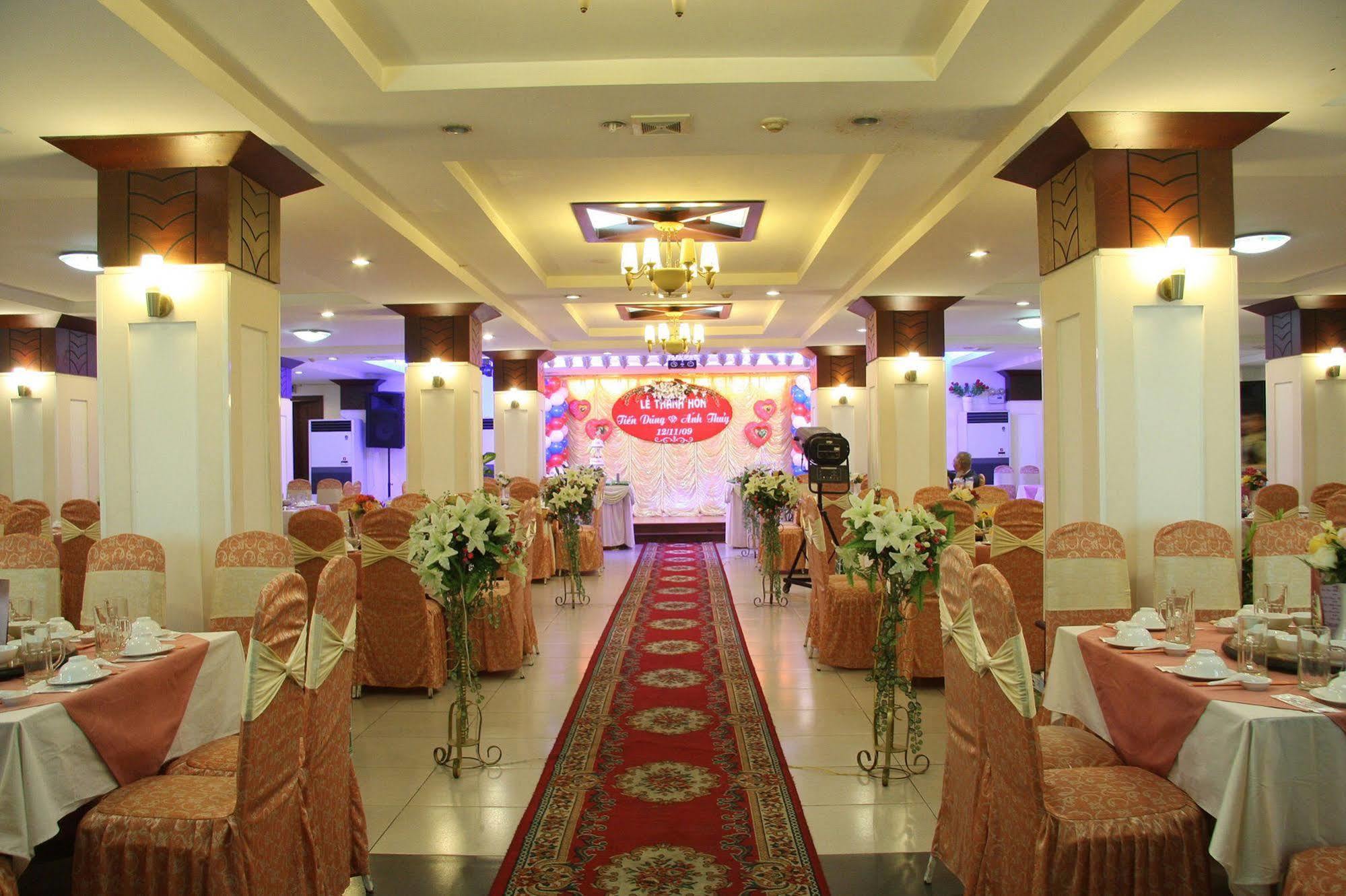 Rang Dong Hotel Ho Chi Minh City Exterior photo